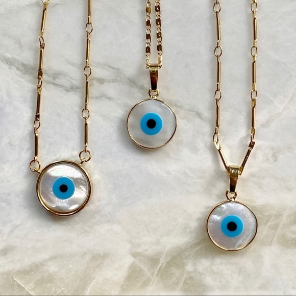 Evil Eye Shell Pendant Necklace - Picture 8 of 11